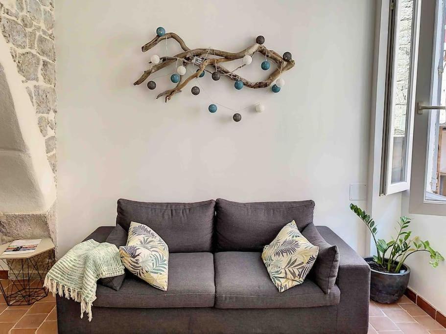 Joli Studio Au Coeur De Grasse - Parking Inclus Екстериор снимка