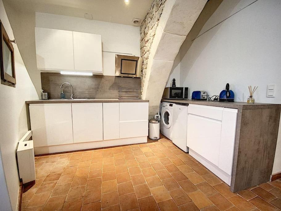 Joli Studio Au Coeur De Grasse - Parking Inclus Екстериор снимка